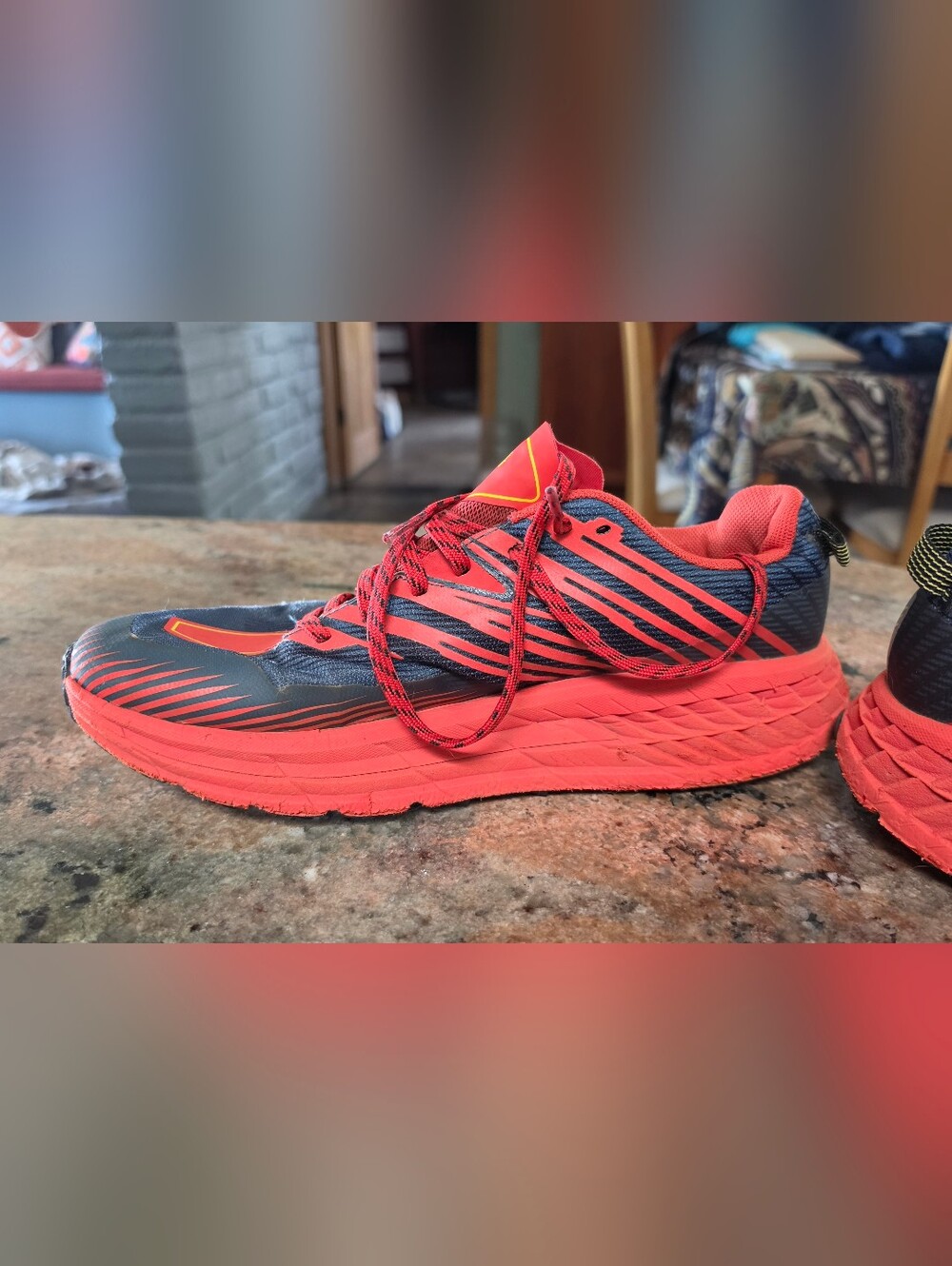 Hoka One One Speedgoat 4 trail running shoes Men's Size 10.5 - Picture 6 of 16
